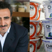 حمدی اولوکایا، مردی که یک کارخانه‌ی مرده را خرید تا مهاجران را زنده کند